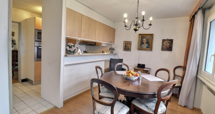 Charmant appartement en viager occupé sans rente, idéalement situé à Mont-sur-Rolle, au coeur de lun des villages les plus prisés de La Côte. image 2