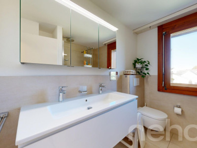 Geräumiges Doppeleinfamilienhaus an ruhiger und dennoch zentraler Lage image 8