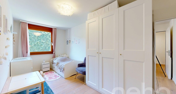 Geräumiges Doppeleinfamilienhaus an ruhiger und dennoch zentraler Lage image 7