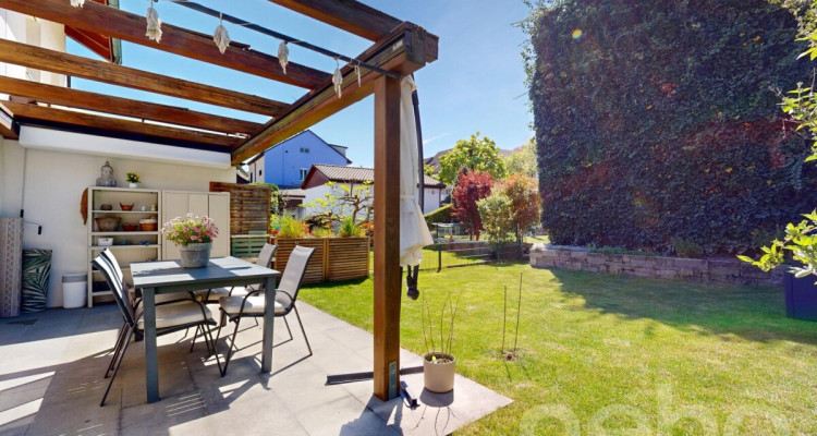 Geräumiges Doppeleinfamilienhaus an ruhiger und dennoch zentraler Lage image 11