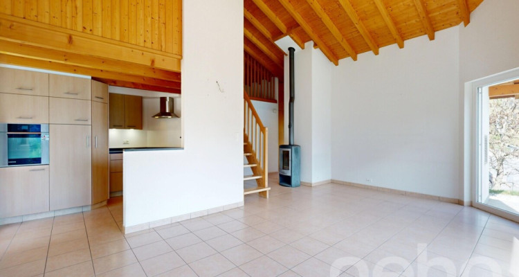 Maison avec vue imprenable sur la vallée image 3