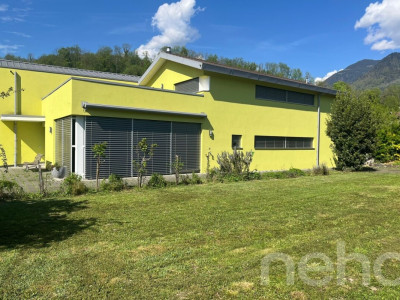 Villa contemporaine avec vue sur les Dents du Midi et potentiel unique image 1