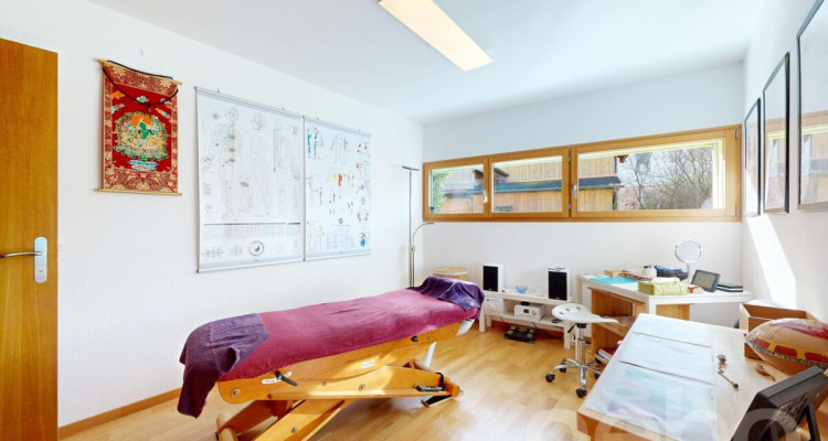 Villa contemporaine avec vue sur les Dents du Midi et potentiel unique image 11