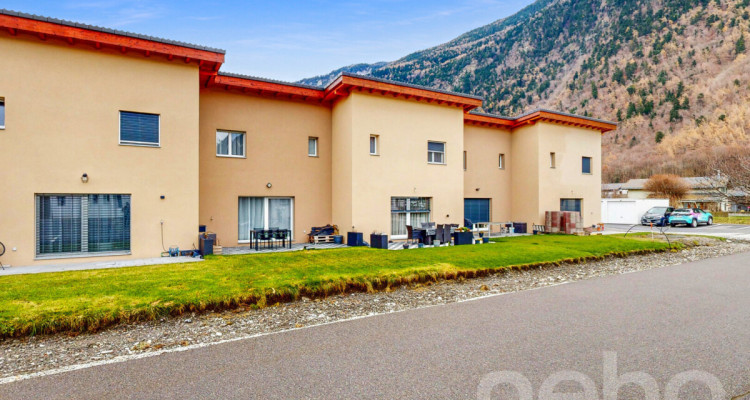 Maison mitoyenne récente à Martigny image 4