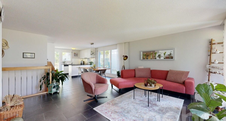 Gartenwohnung auf zwei Etagen mit moderner Ausstattung image 2