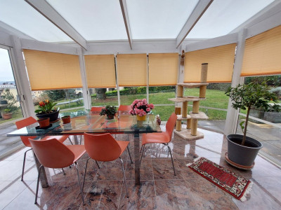 Charmante villa individuelle bénéficiant dun grand jardin, idéalement située image 5