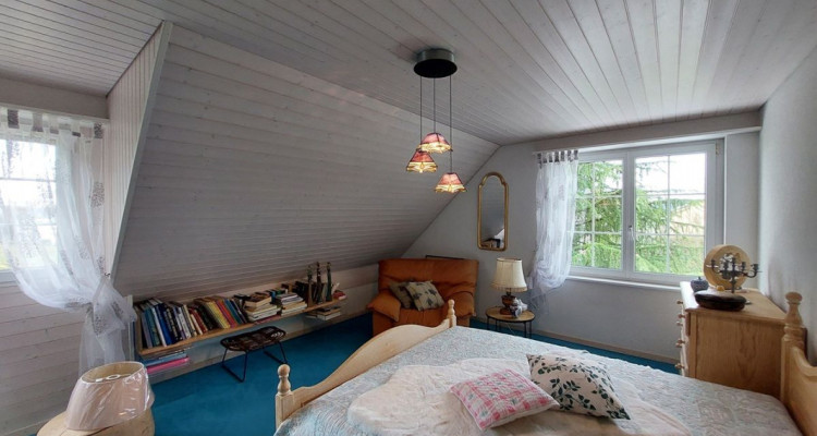 Charmante villa individuelle bénéficiant dun grand jardin, idéalement située image 10