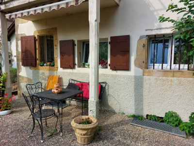 Charmante maison avec jardin, comprenant deux appartements ainsi quun salon de coiffure image 5