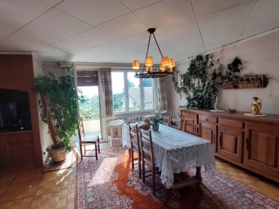 Charmante maison avec jardin, comprenant deux appartements ainsi quun salon de coiffure image 7