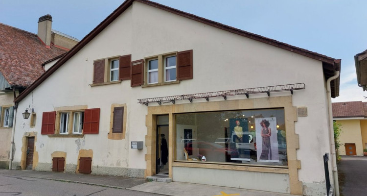 Charmante maison avec jardin, comprenant deux appartements ainsi quun salon de coiffure image 2