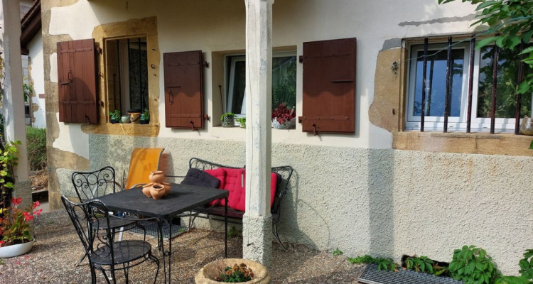 Charmante maison avec jardin, comprenant deux appartements ainsi quun salon de coiffure image 5