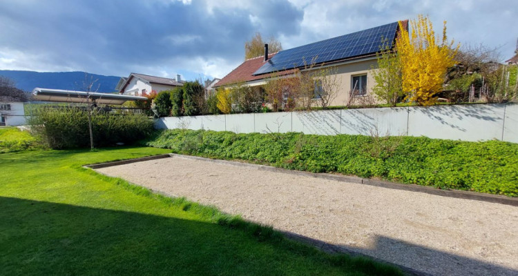 Bel appartement de 4,5 pièces avec terrasse et ascenseur image 3