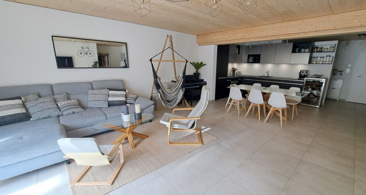 Bel appartement de 4,5 pièces avec terrasse et ascenseur image 6