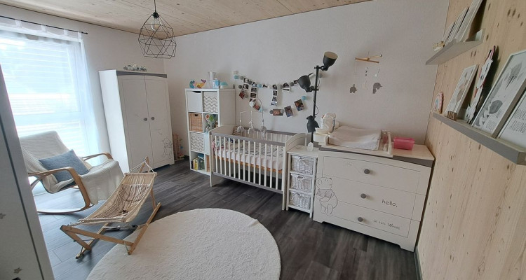 Bel appartement de 4,5 pièces avec terrasse et ascenseur image 10