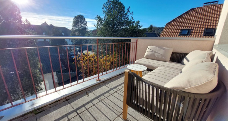 Appartement en attique bénéficiant dune spacieuse terrasse et dun garage double image 3