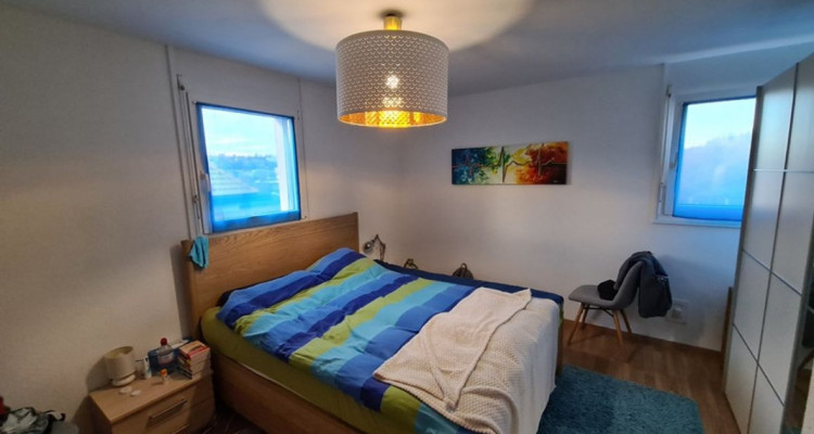 Appartement en attique bénéficiant dune spacieuse terrasse et dun garage double image 7