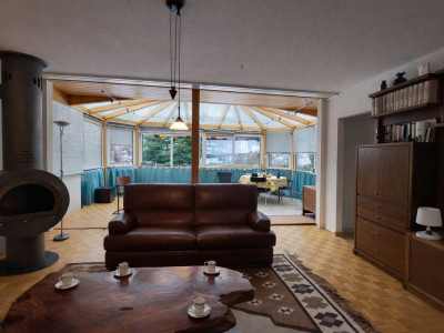 Villa individuelle avec véranda, idéalement située avec grand jardin image 2