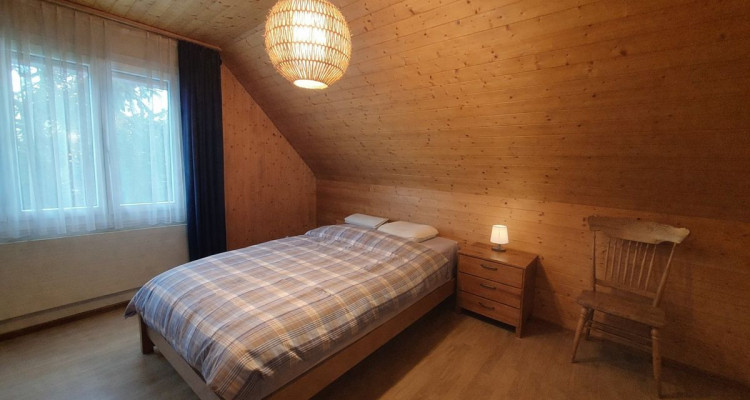 Villa individuelle avec véranda, idéalement située avec grand jardin image 5