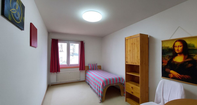 Appartement spacieux de 3,5 pièces avec place de parc extérieure image 5