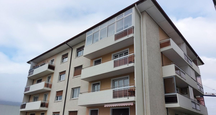 Appartement spacieux de 3,5 pièces avec place de parc extérieure image 7