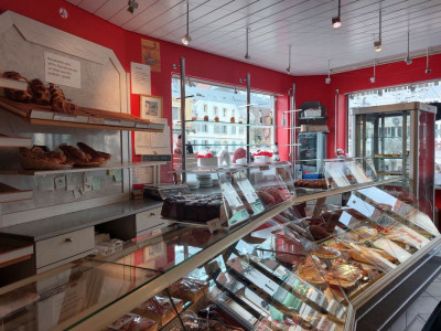 Maison dhabitation avec tea-room et magnifique terrasse, situation privilégiée image 4