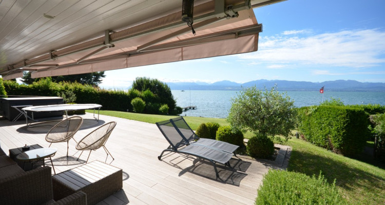 Bien unique à Saint-Prex -  Deux villas, un ponton, et le Léman juste là image 2