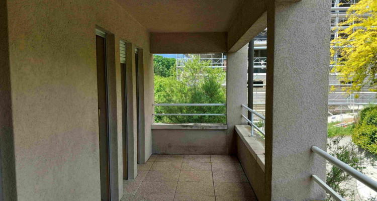 Ch. des Tines 19. Appartement 4 ,5 pièces image 8