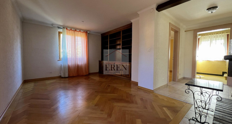 Maison individuelle 4,5 pièces de 160 m2 avec terrasse-pelouse + sous-sol image 5