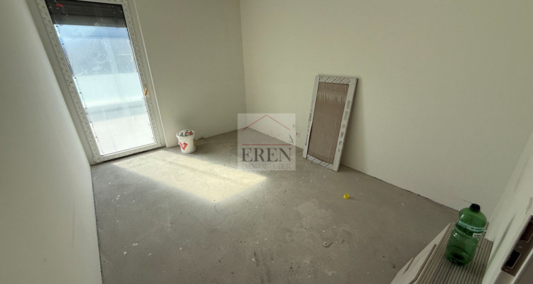 Spacieux attique 4,5 pièces avec terrasse panoramique de 63 m2 image 6