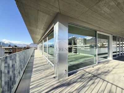 Magnifique attique 4.5 pièces neuf avec grande terrasse panoramique à Conthey lumineux et moderne image 13