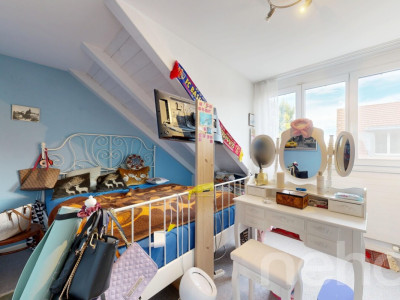Geräumiges 5-Zimmer Doppeleinfamilienhaus an bevorzugter Wohnlage image 9