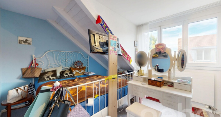 Geräumiges 5-Zimmer Doppeleinfamilienhaus an bevorzugter Wohnlage image 9