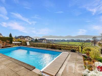Appartement avec jardin privatif et piscine en copropriété image 1