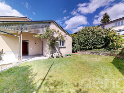 Einfamilienhaus mit viel Potenzial in sonniger Lage in Madiswil image 1