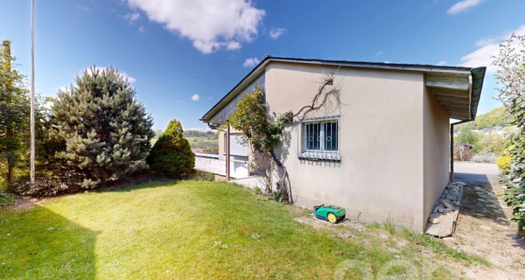 Einfamilienhaus mit viel Potenzial in sonniger Lage in Madiswil image 9