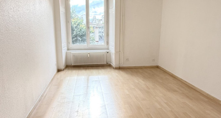 4.5 pièces idéal bureaux ou habitation, proche gare, ascenseur image 7