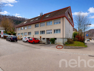 Lichtdurchflutete Dachwohnung mit Terrasse und Cheminée image 11