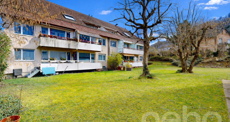 Lichtdurchflutete Dachwohnung mit Terrasse und Cheminée image 3