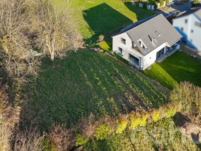 Modernes Einfamilienhaus mit Sauna, Garten und exklusivem Ausbau image 3