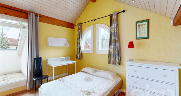 5 pièces, 180 m²: Belle maison mitoyenne en bout avec jardin à Mies image 7