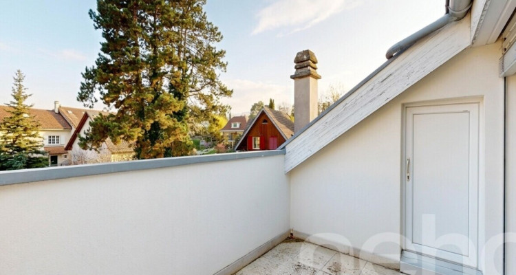 5 pièces, 180 m²: Belle maison mitoyenne en bout avec jardin à Mies image 8