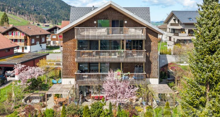 Hochwertige Attika Maisonette mit Alpine Chic Charakter image 2
