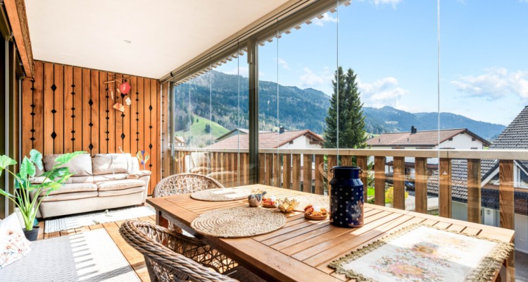 Hochwertige Attika Maisonette mit Alpine Chic Charakter image 3