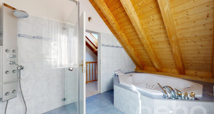 Grosszügiges 5.5-Zimmer Einfamilienhaus an idyllischer Lage image 8