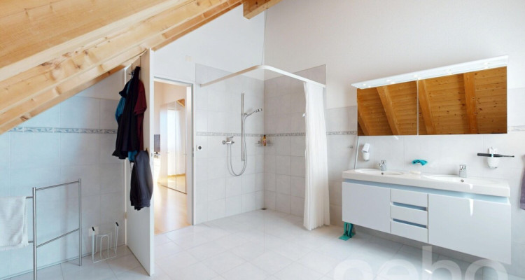 Grosszügiges 5.5-Zimmer Einfamilienhaus an idyllischer Lage image 9