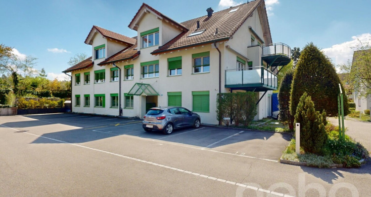 Helle 5.5-Zimmer-Wohnung image 1