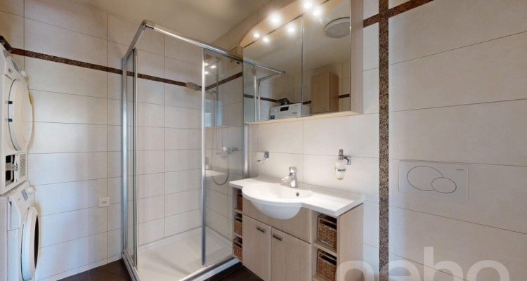 Helle 5.5-Zimmer-Wohnung image 10
