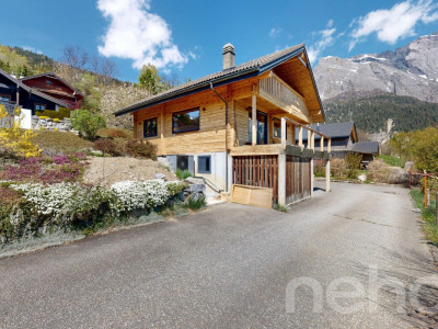 Exclusif: Magnifique chalet rénové et meublé avec soins image 1