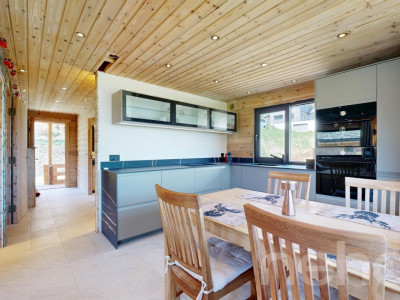 Exclusif: Magnifique chalet rénové et meublé avec soins image 4