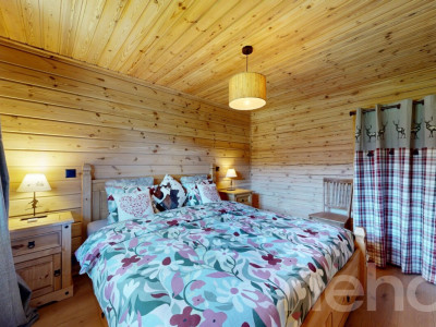 Exclusif: Magnifique chalet rénové et meublé avec soins image 5